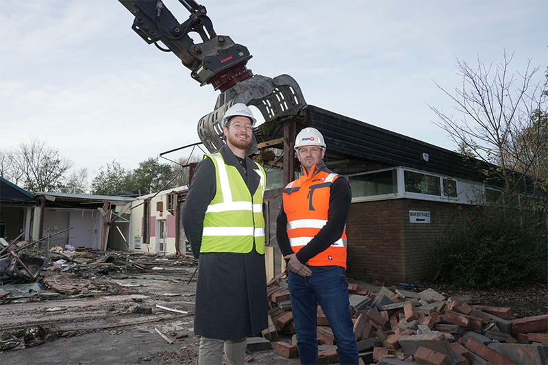 (L-R): Cllr Chris Burden, Cabinet Member for City Development, Jobs and Skills, and Richard Jones, Business Development Director at DSM Demolition, at the Stowheath Lane demolition site